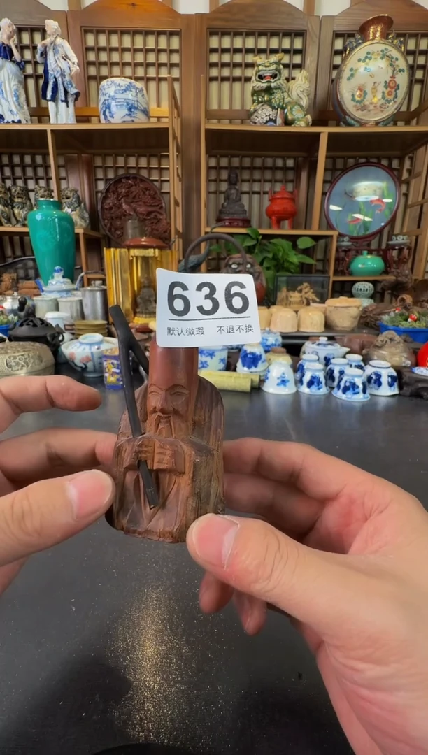 摆件  注意：回流商品，默认有瑕，不退不换。