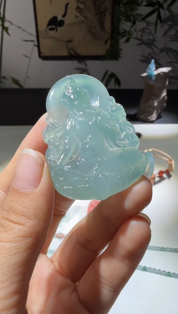 吊坠(不含链)未镶嵌翡翠观音
