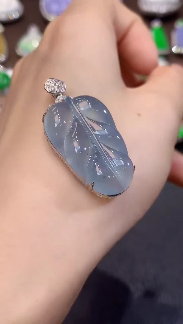 吊坠(不含链)18K金镶嵌翡翠A71紫货有一定色差