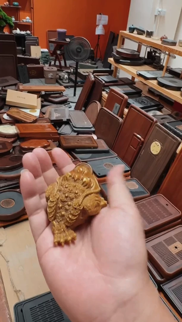 福利品金蟾变色茶宠