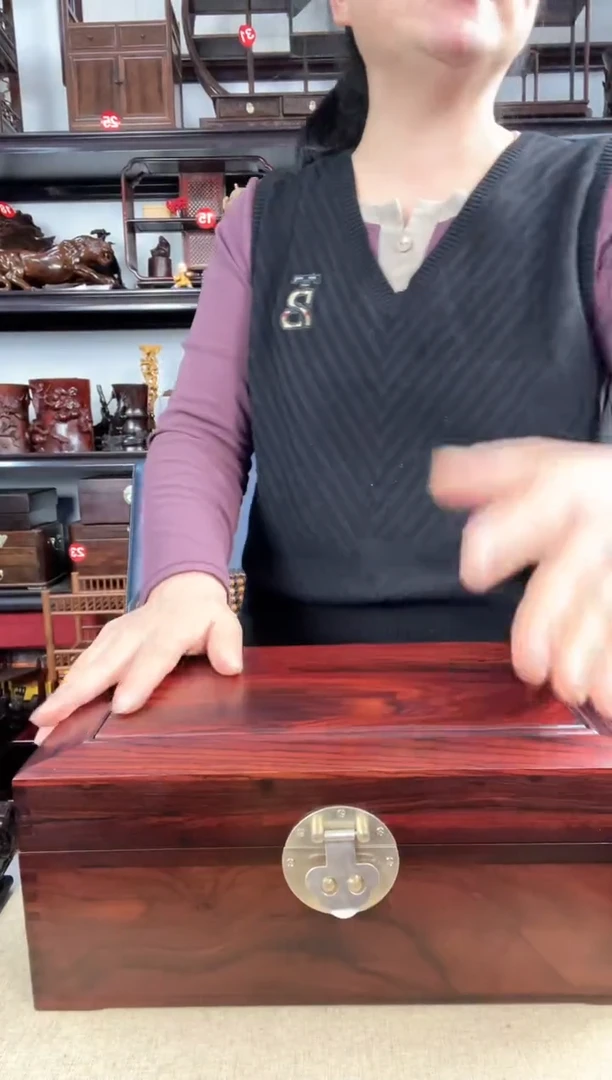 木老李红木工艺品562瑕疵