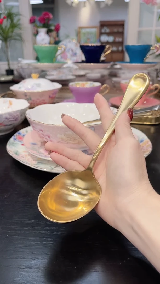 18-10不锈钢金色大勺