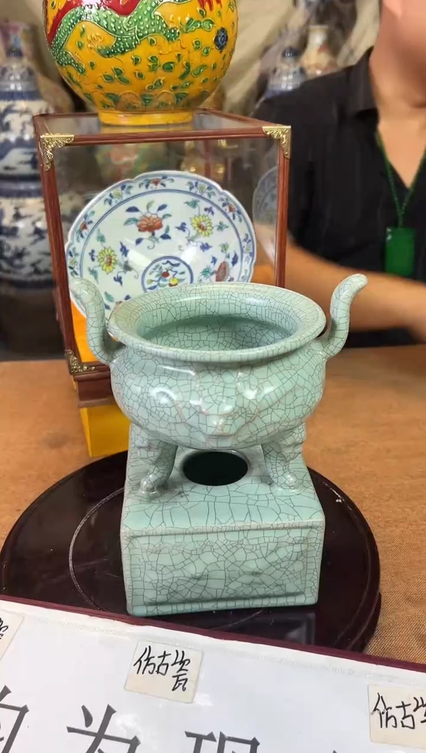 摆件现代艺陶瓷T208