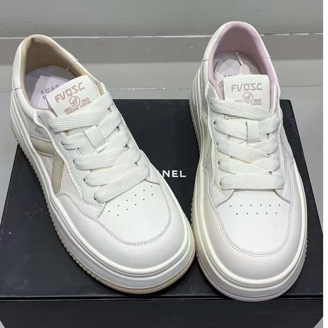 乐缘冬季新款舒适撞色边圆头百搭平底板鞋