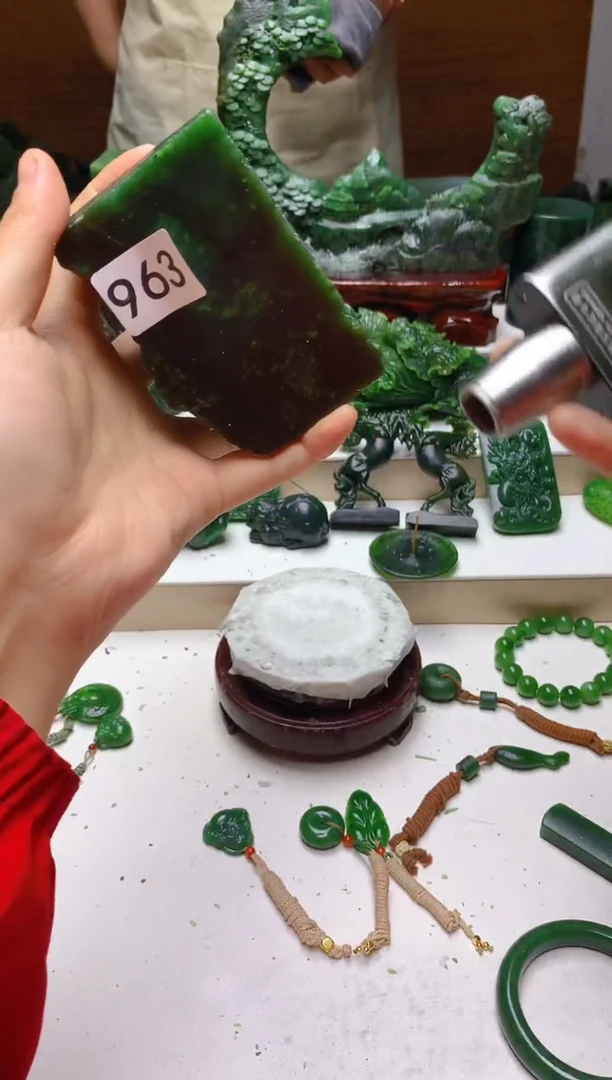 未镶嵌和田玉珠宝半成品1