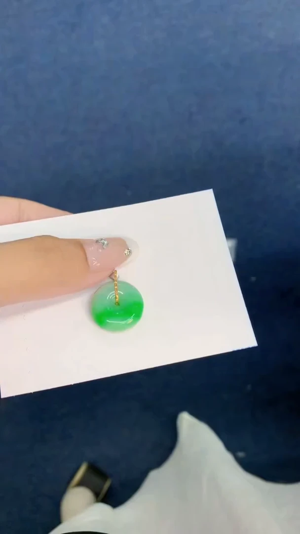 翡翠18K金镶嵌吊坠(不含链)1