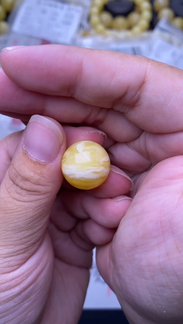 裸石琥珀未镶嵌大小姐珠宝严选35