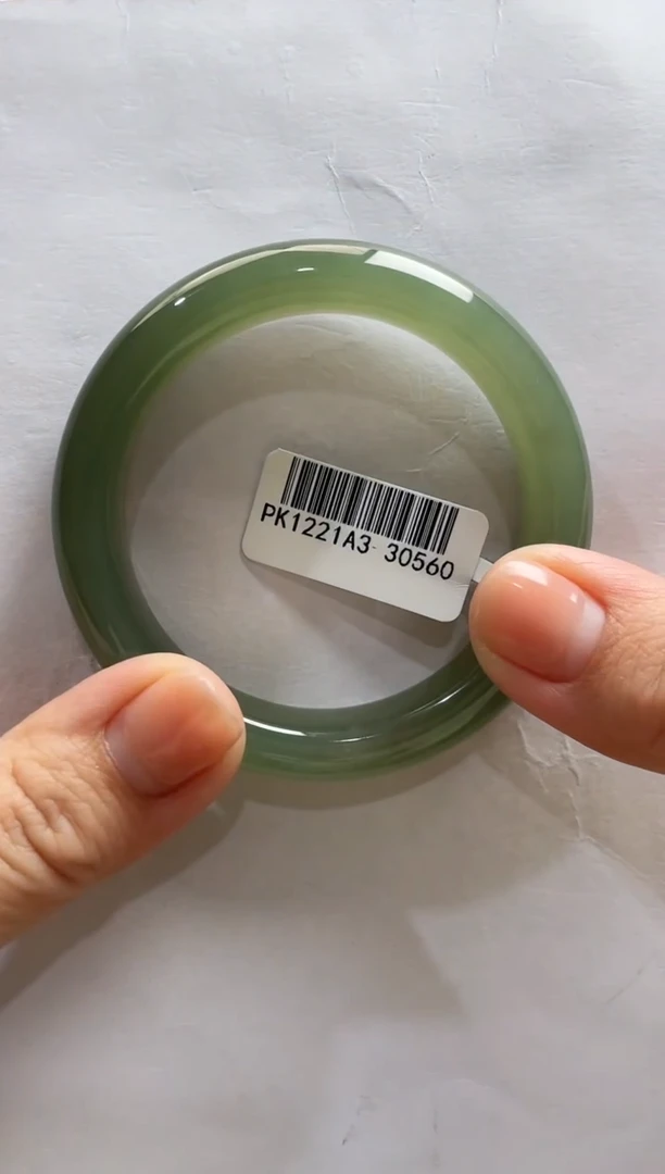 【闪购商品】和田玉手镯未镶嵌50+圈口