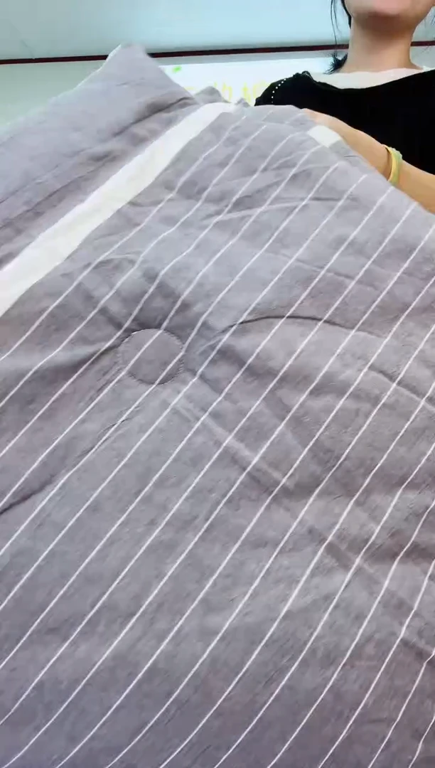 棉高品质色织秋冬大豆被