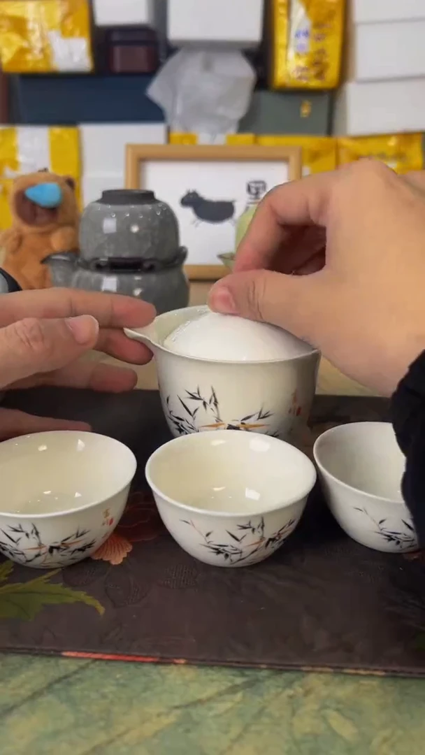 【闪购商品】新春旅行茶具清清清！！！