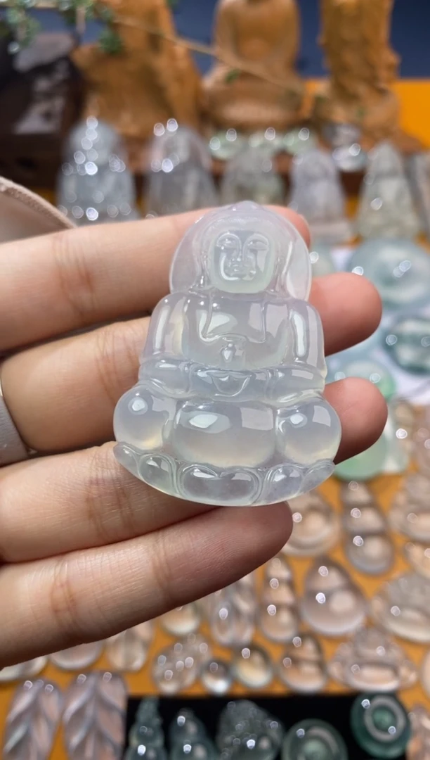 【闪购商品】定制翡翠未镶嵌观音52*34.9*5.8