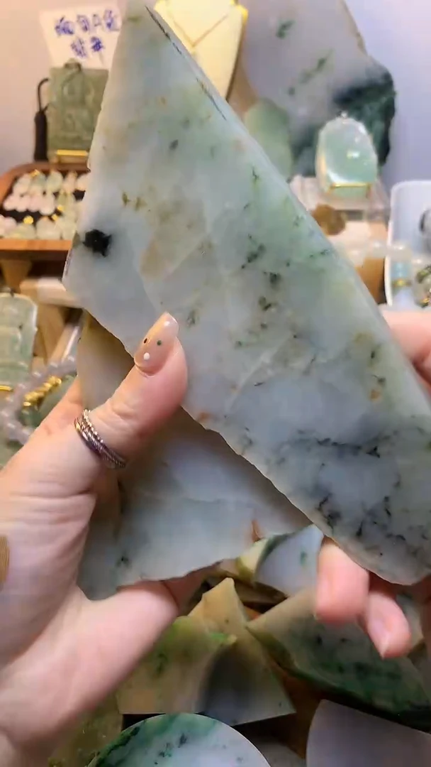 未镶嵌挂件翡翠娜缅甸A货翡翠,没有运费险,有纹有裂