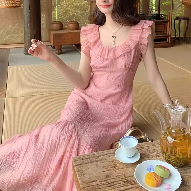 晓西-【粉雾夏梦】2025新款显瘦收腰设计感法式连衣裙-B5124K