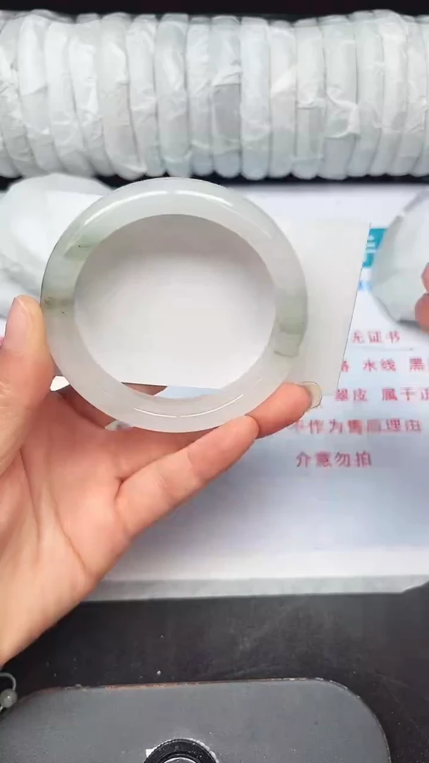 未镶嵌手镯石英质玉42-56/57