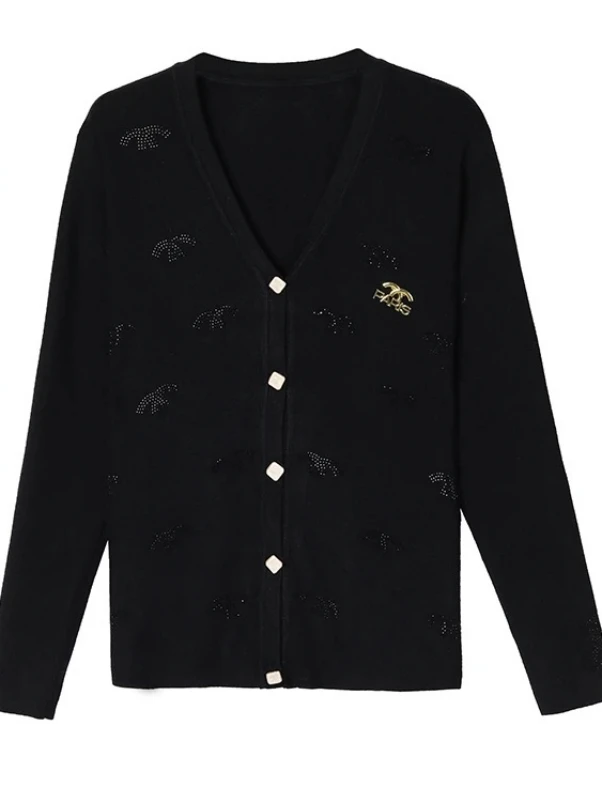 【宠粉福利】欧韩烫钻秋冬新款打底针织圆领小香风百搭休闲毛衣上衣