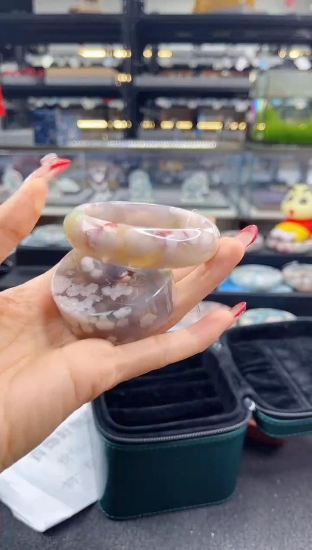 未镶嵌手镯石英质玉54--55圈口（赠品镯心）s91102