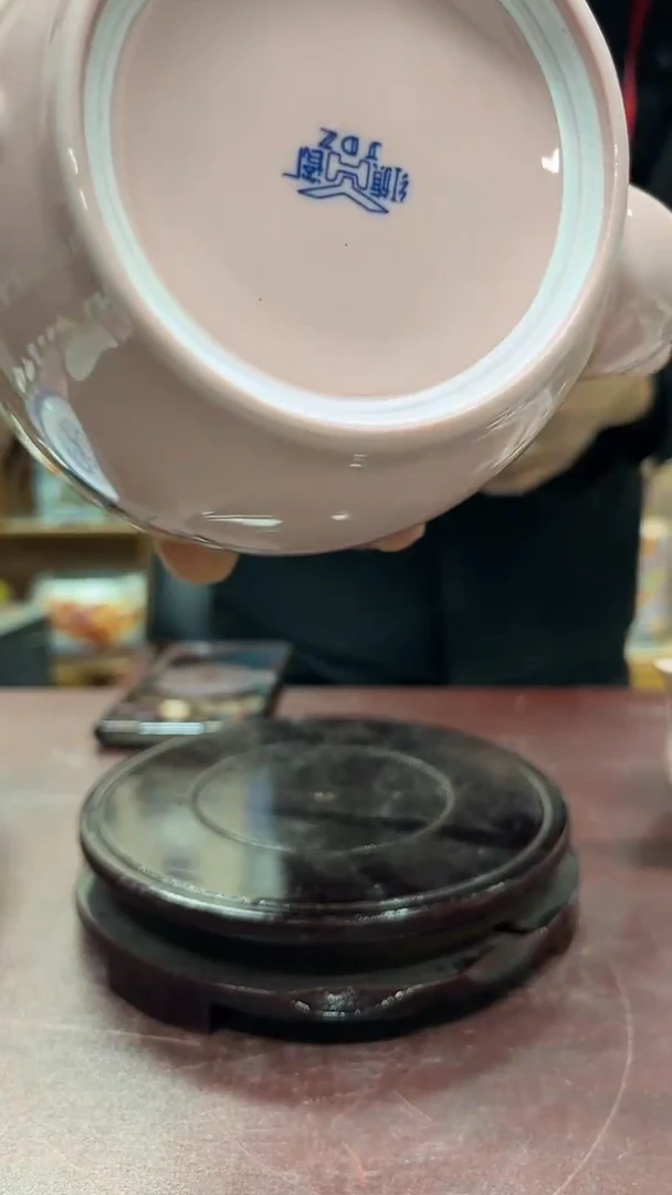 景德镇陶瓷红稀土壶9