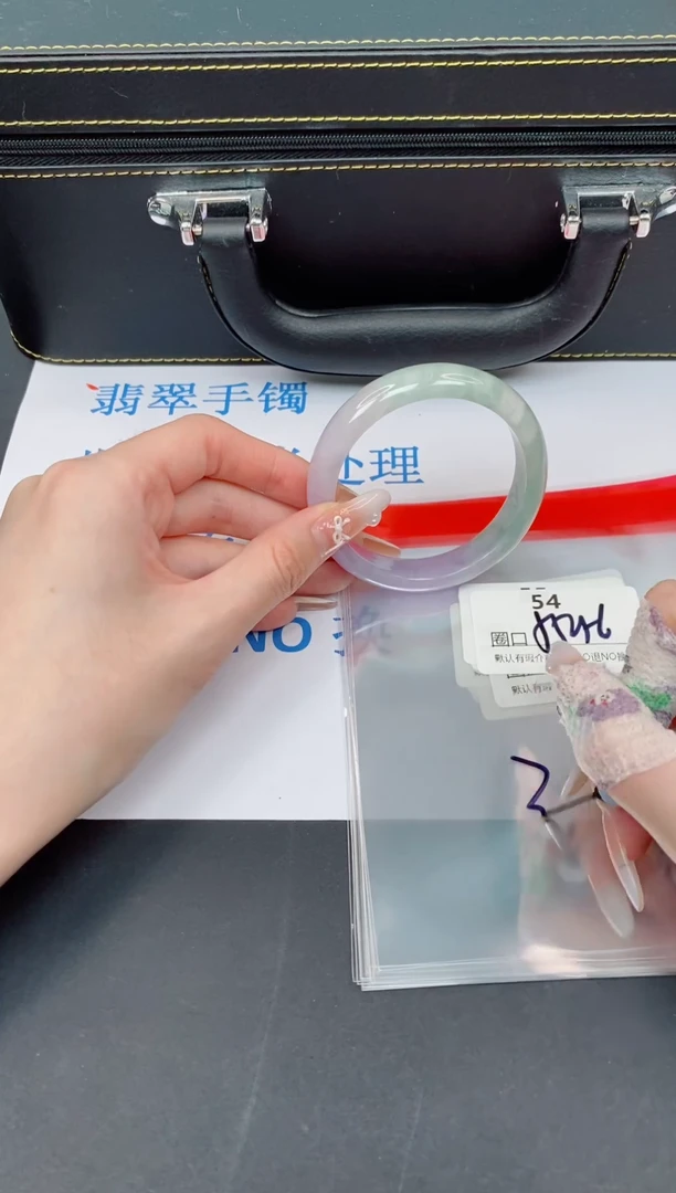 未镶嵌手镯翡翠【默认有瑕--