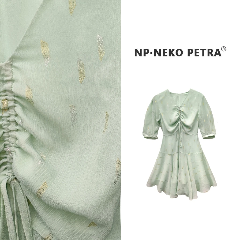 Neko Petra V领抽褶金银粉印花小清新五分袖连衣裙NPHL60095