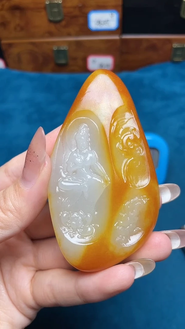 和田玉未镶嵌挂件和田玉