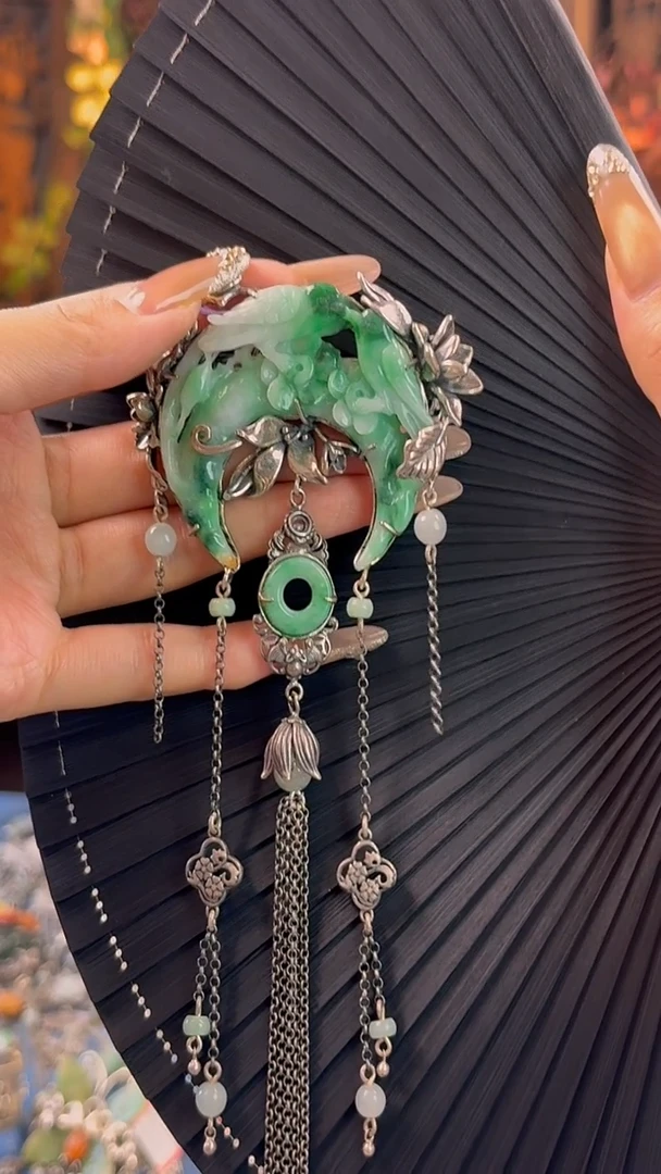 项圈银S925镶嵌翡翠吊坠