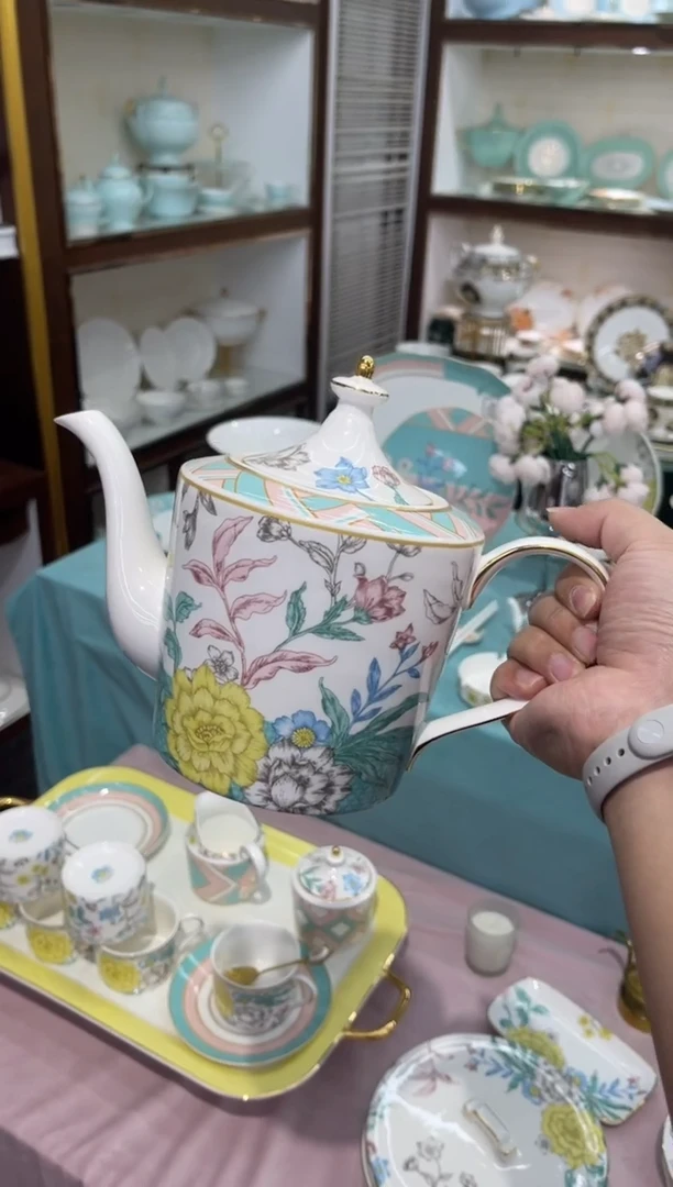 36%以上骨粉骨瓷大壶