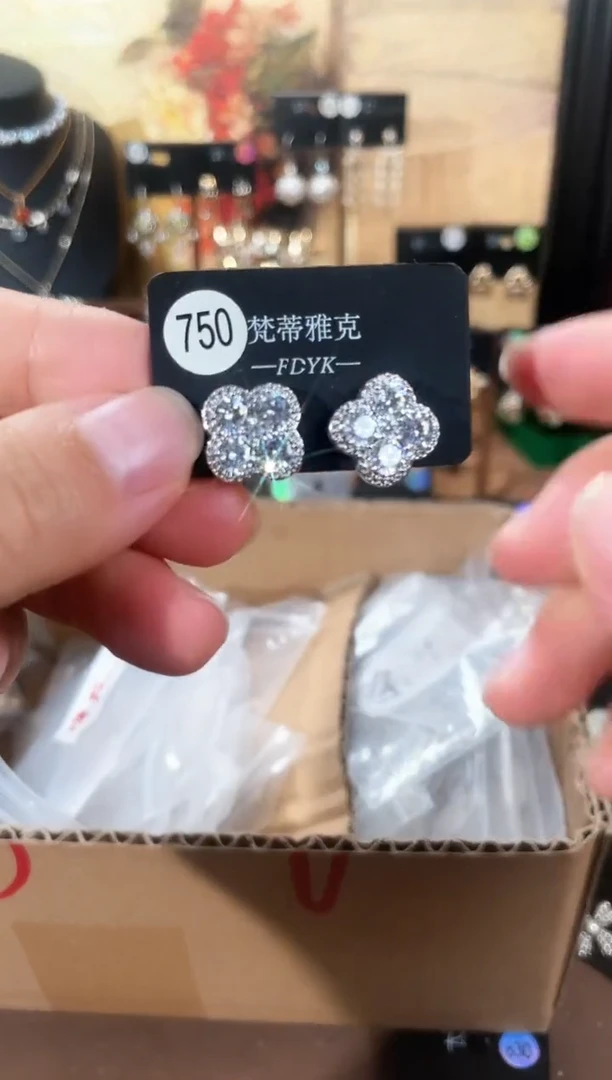 合金925银锆石梵750