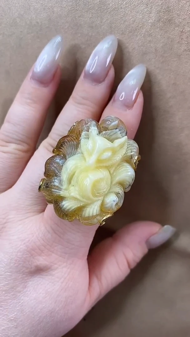 琥珀颈饰未镶嵌戒指
