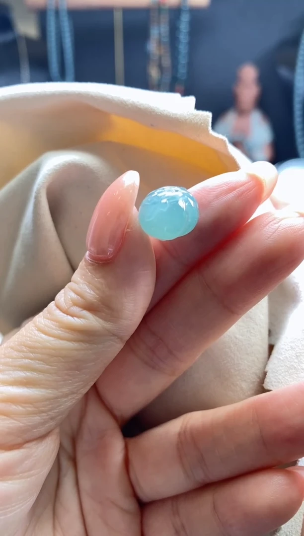 翡翠未镶嵌颈饰0247641351