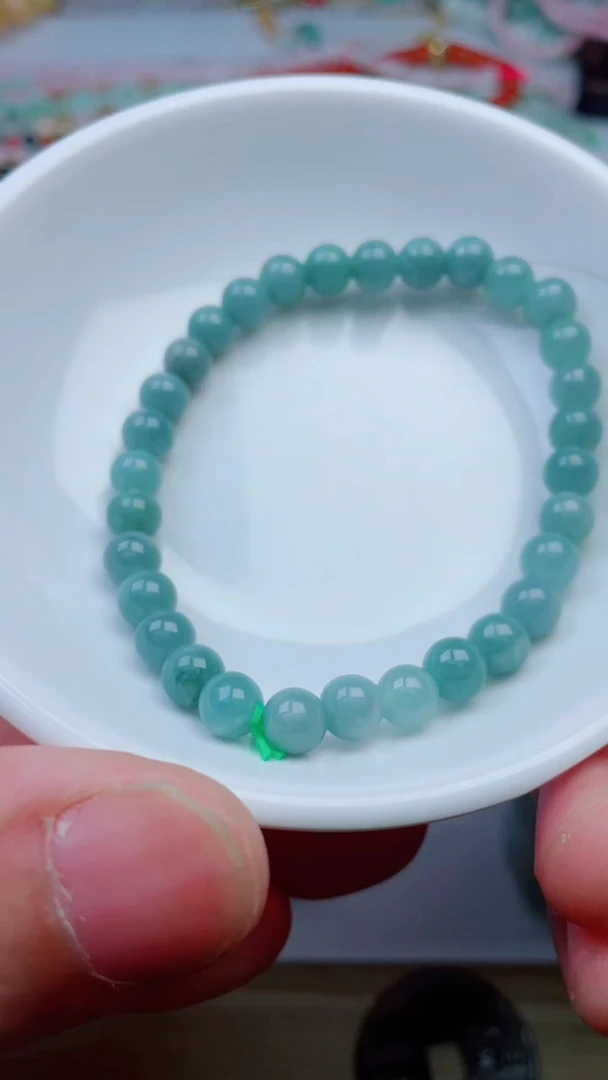 未镶嵌挂件翡翠1