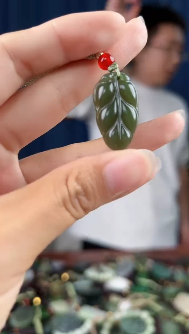 未镶嵌和田玉挂件拍一发一,多样性发货
