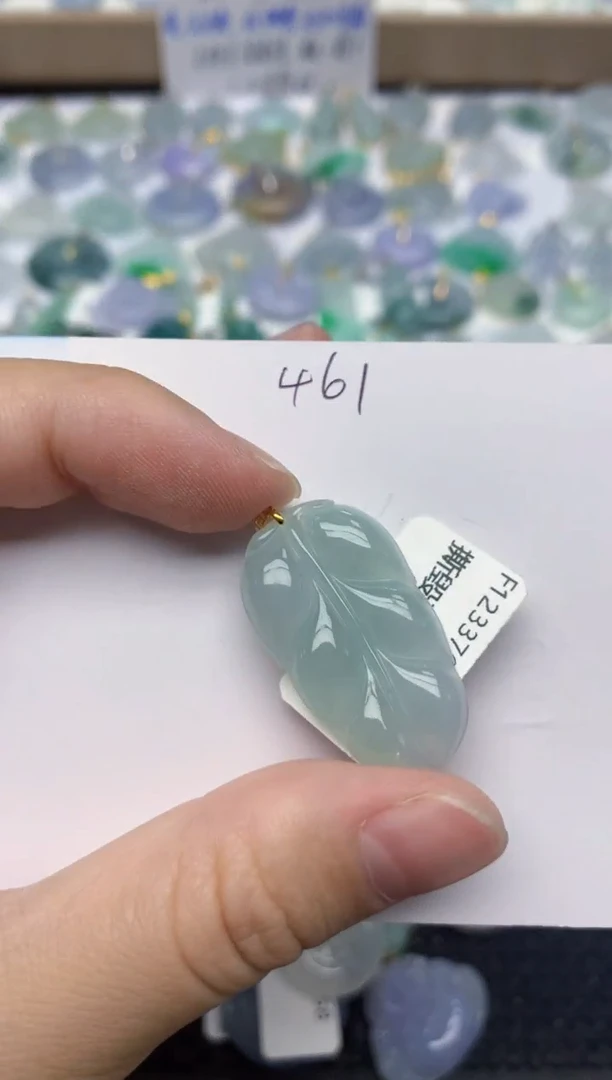 翡翠18K金镶嵌颈饰天然缅甸A货翡翠