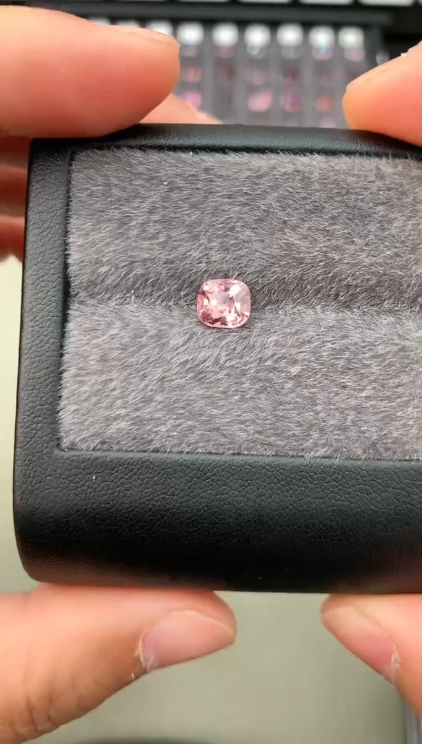 【闪购商品】定制尖晶石裸石未镶嵌1.33ct 枕型 帕帕色调