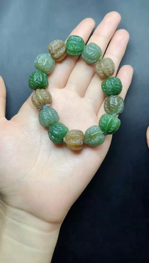 手串未镶嵌和田玉06核桃多宝手串