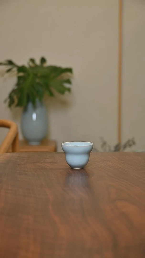 葫芦杯 天青 微瑕 无款