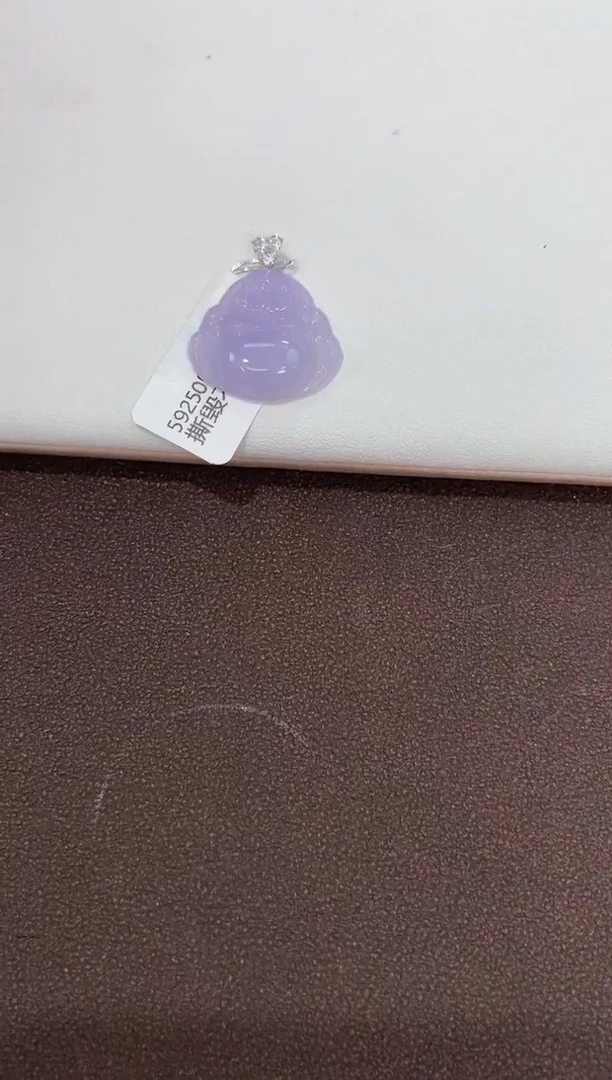 翡翠18K金镶嵌颈饰天然缅甸a货翡翠