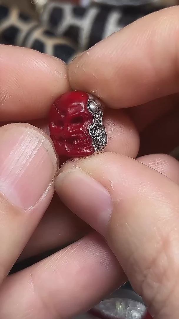 鹿骨其他天狗红双拼骷髅顶珠10.2mm