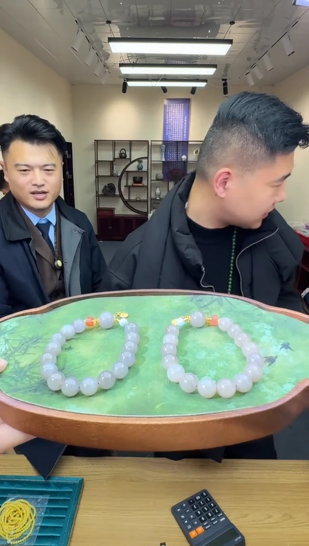 未镶嵌手链和田玉多样性发一件 442