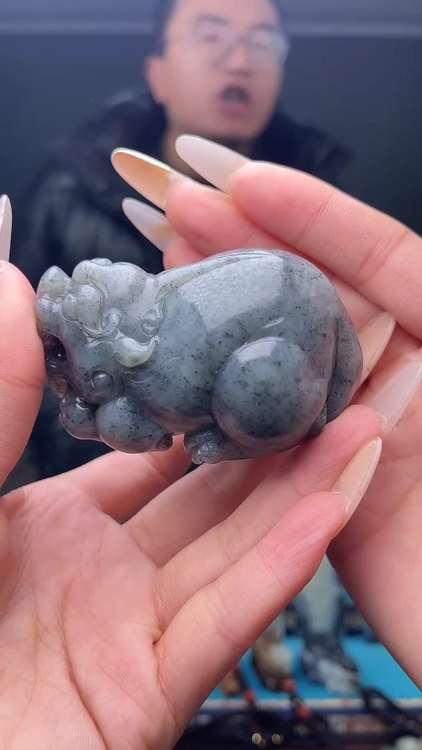 未镶嵌和田玉挂件1