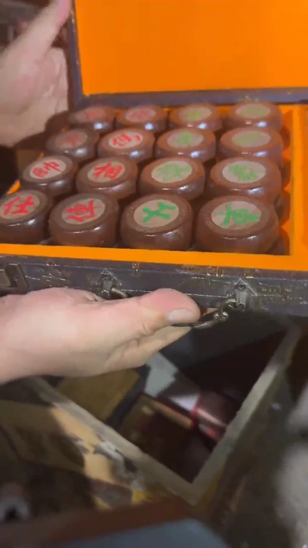 木闪电购链接精品摆件象棋