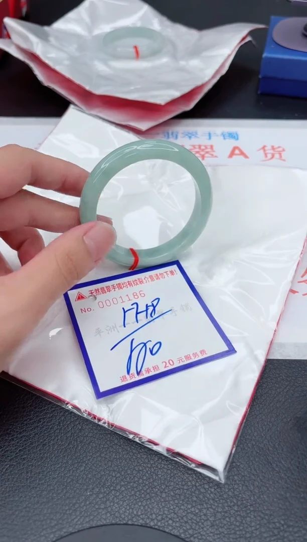 翡翠手镯未镶嵌1111111111