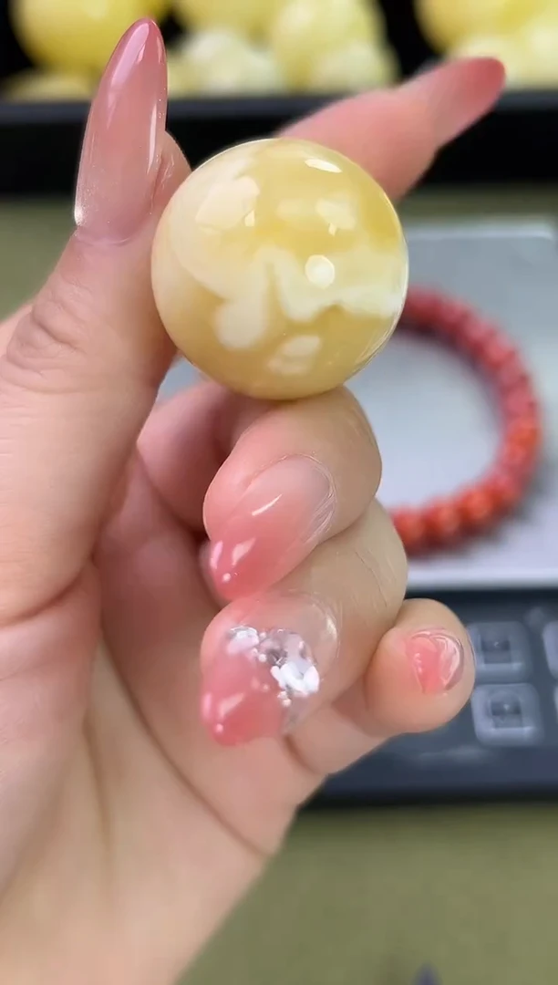 裸石琥珀未镶嵌琥珀蜜蜡吊坠