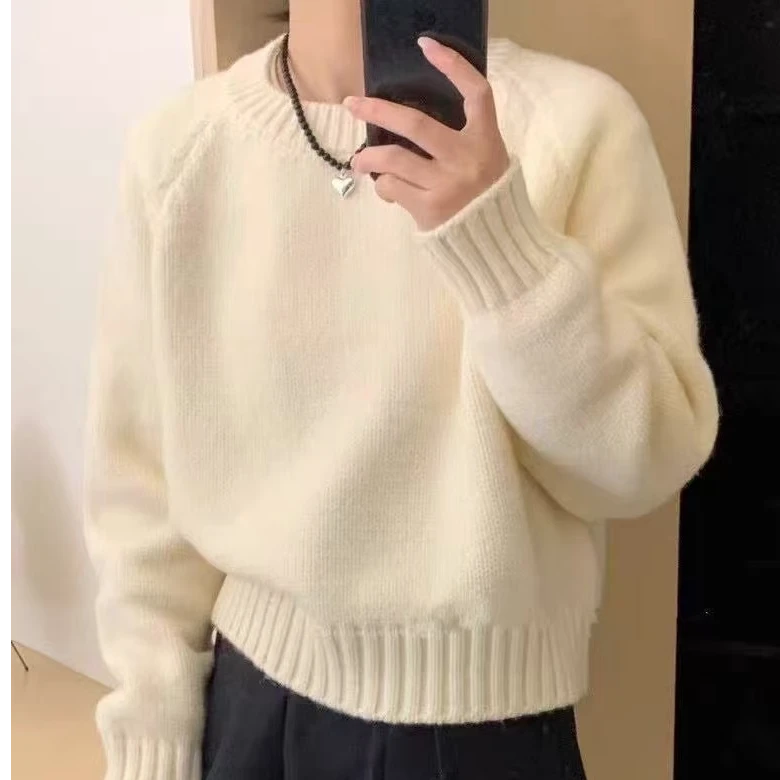 慵懒风圆领简约纯色毛衣女宽松2025秋冬韩版休闲百搭套头针织长袖