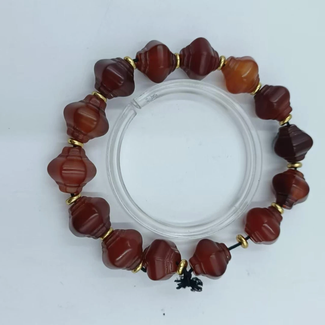 民国 【宝韵】高油 灯笼型 玛瑙手串KC7561