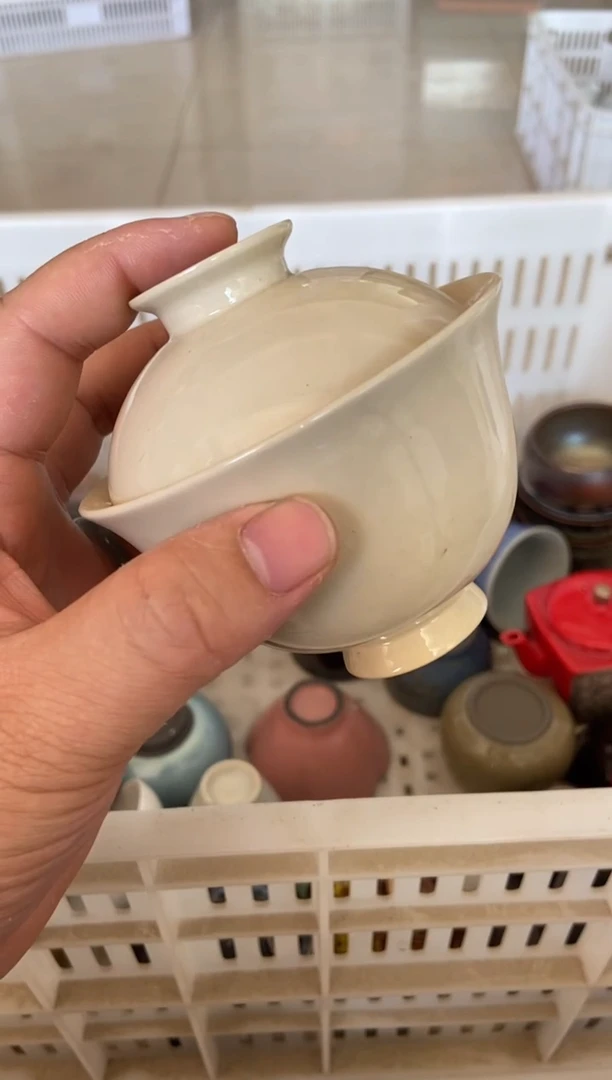 无运费险有瑕疵的摄影的产品有使用过的痕迹有点脏介意勿拍