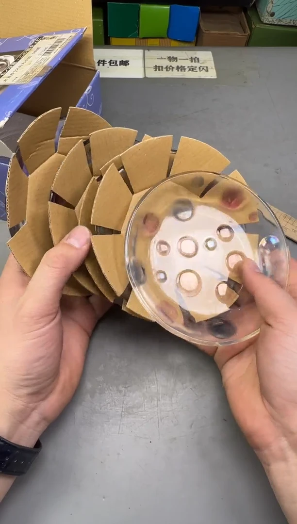 瓷片光****=113中古产品，默认微瑕，谨慎参拍