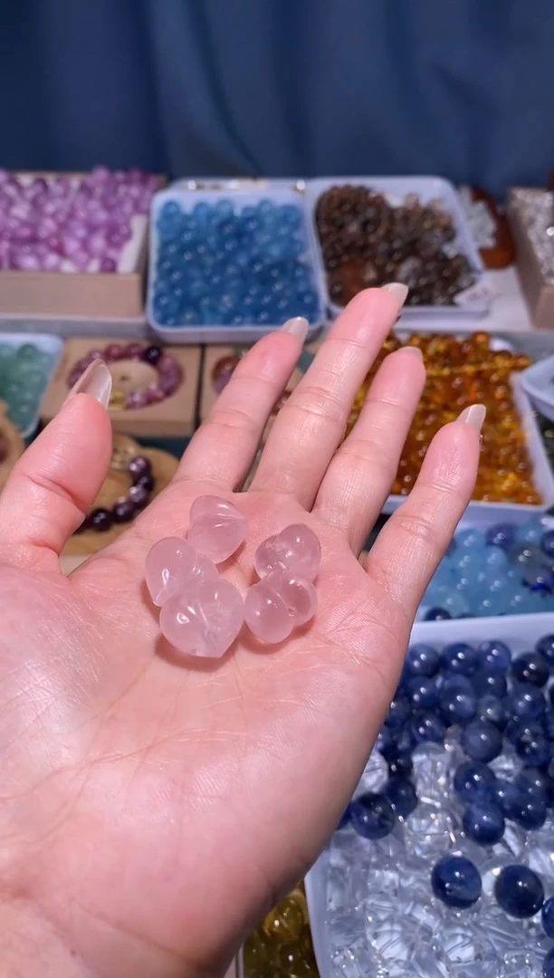 未镶嵌手串水晶粉水晶屁桃一个