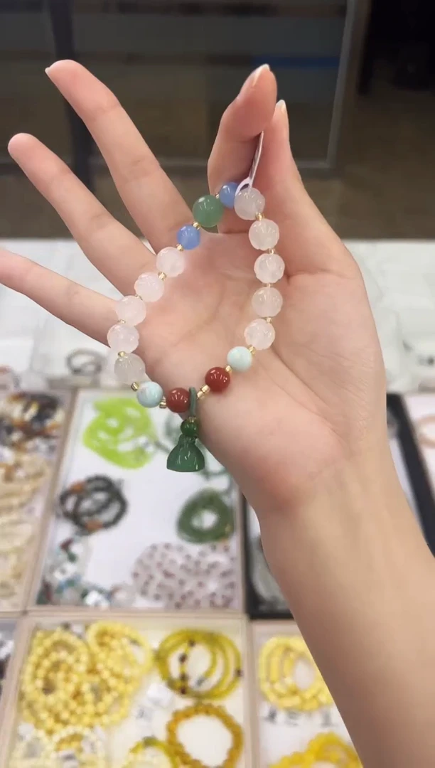 石英质玉（金丝玉）手链未镶嵌天然珠宝多样性发其一