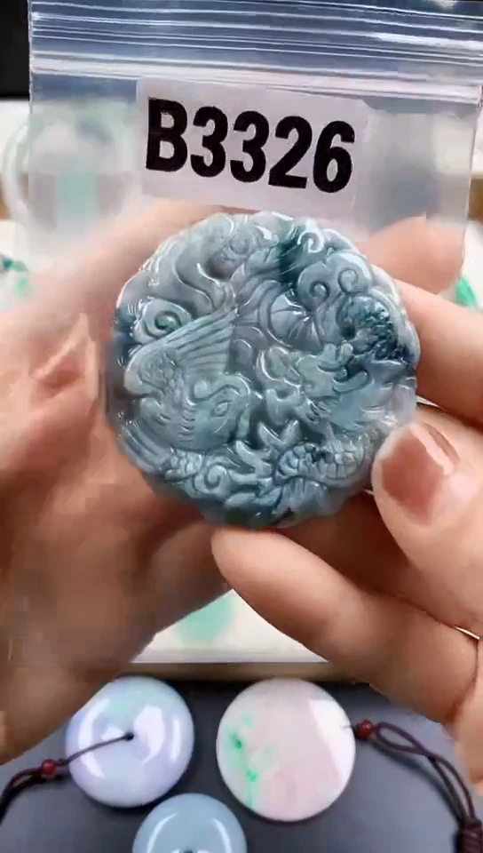 颈饰未镶嵌翡翠天然翡翠吊坠挂件