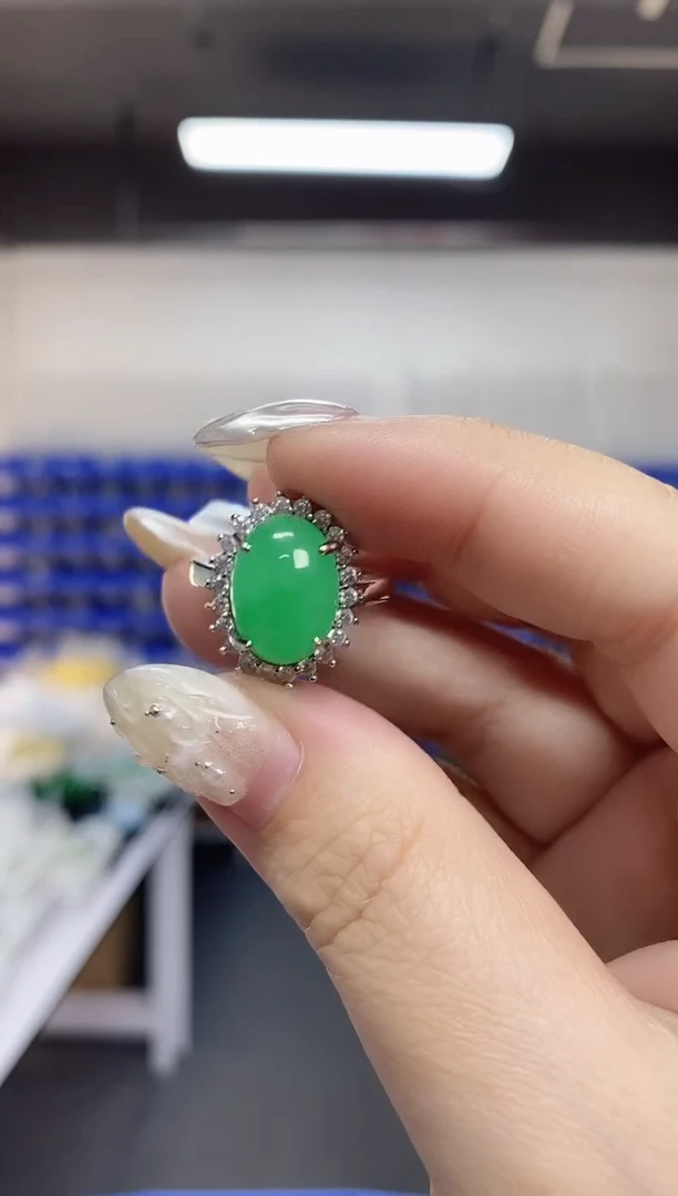 【闪购商品】翡翠戒指未镶嵌多样性发其一颜色微差